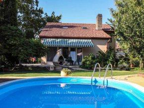 Holiday home in Balatonszarszo 20162, Balatonszárszó